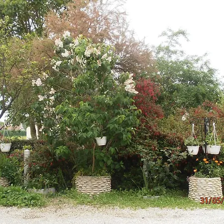 Les Galets Apartment